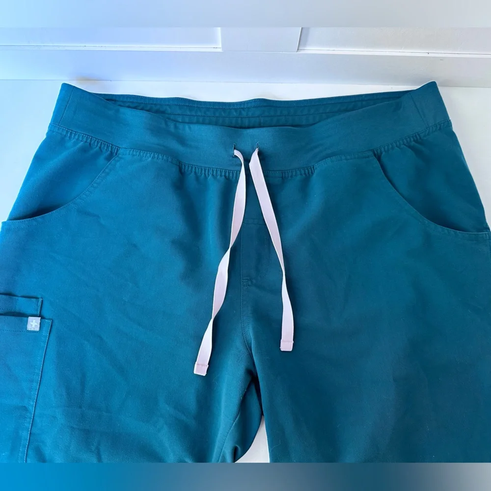 FIGS Kade Cargo Scrub Pants Caribbean Blue Technical Collection - Size XL Tall - Picture 2 of 9